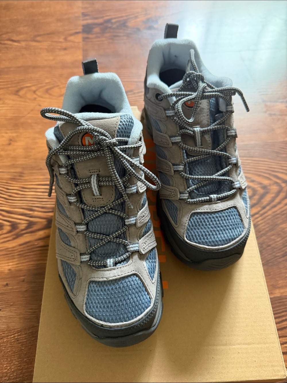 Merrell Moab 3 Hiking shoe women’s size 10